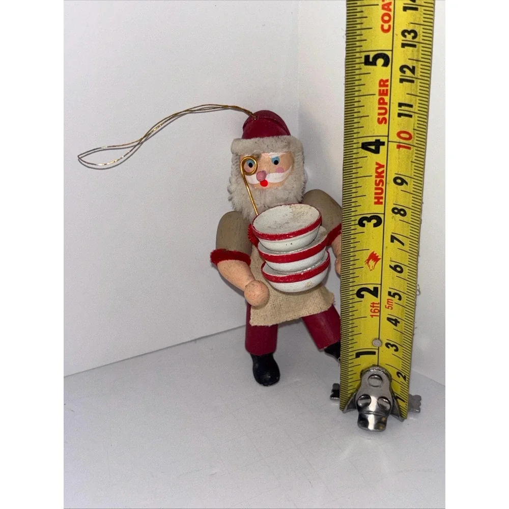 Vintage Wood Christmas Ornament Santa With Apron And Plates 4.5